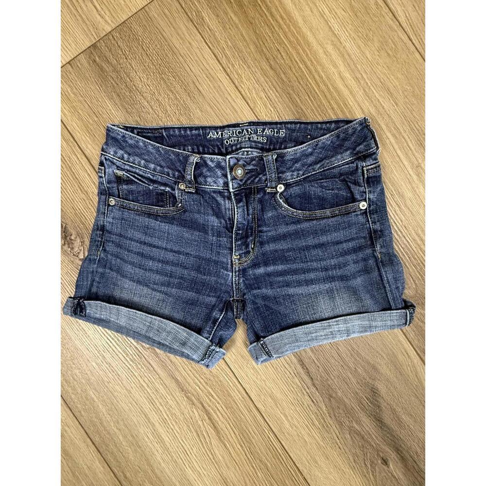 American Eagle Jean Shorts Womens 6 Blue Stretch Denim Cuffed Cutoff Summer - Picture 2 of 8